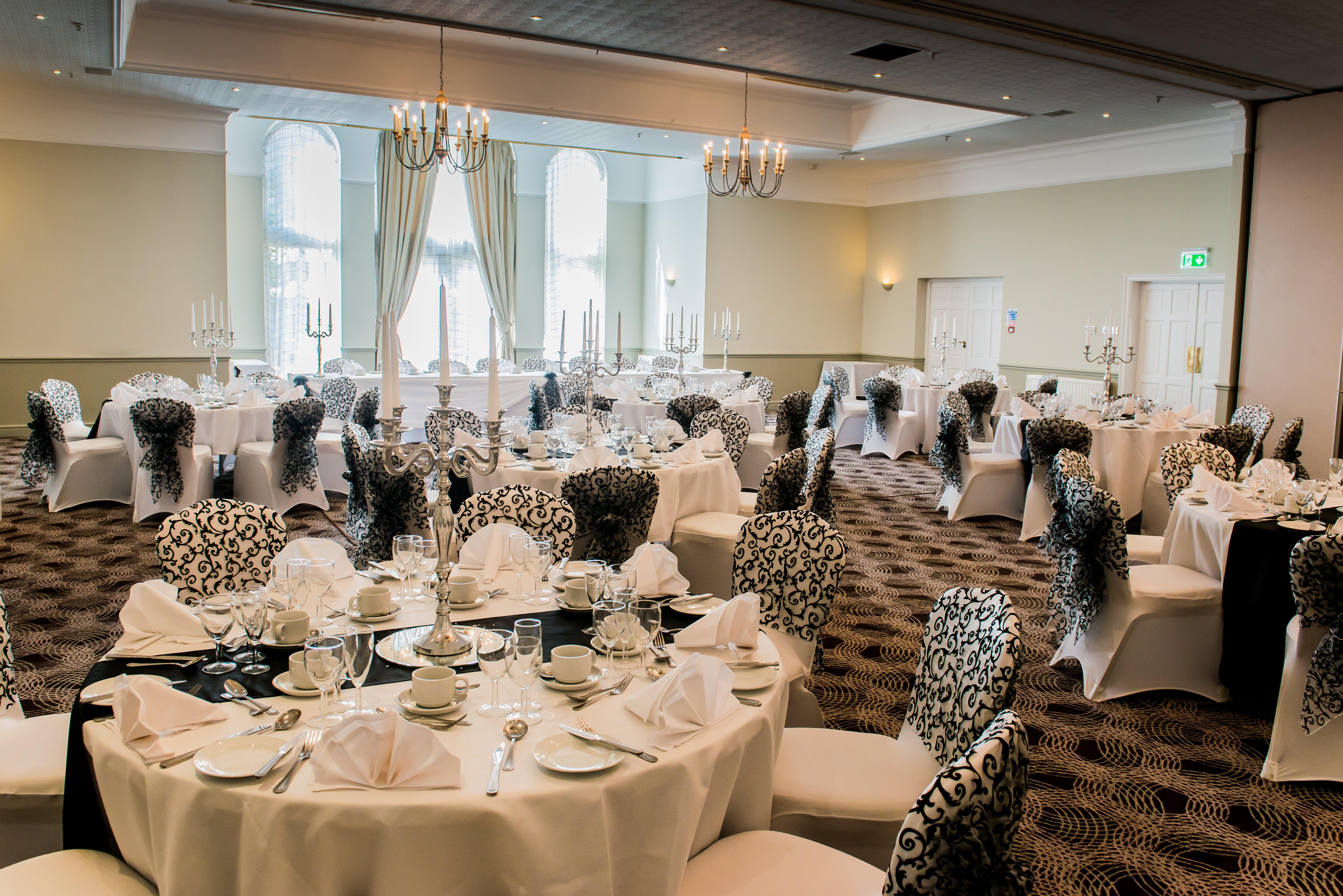 Hotel Holiday East M1 Junc 14 By Ihg 4*