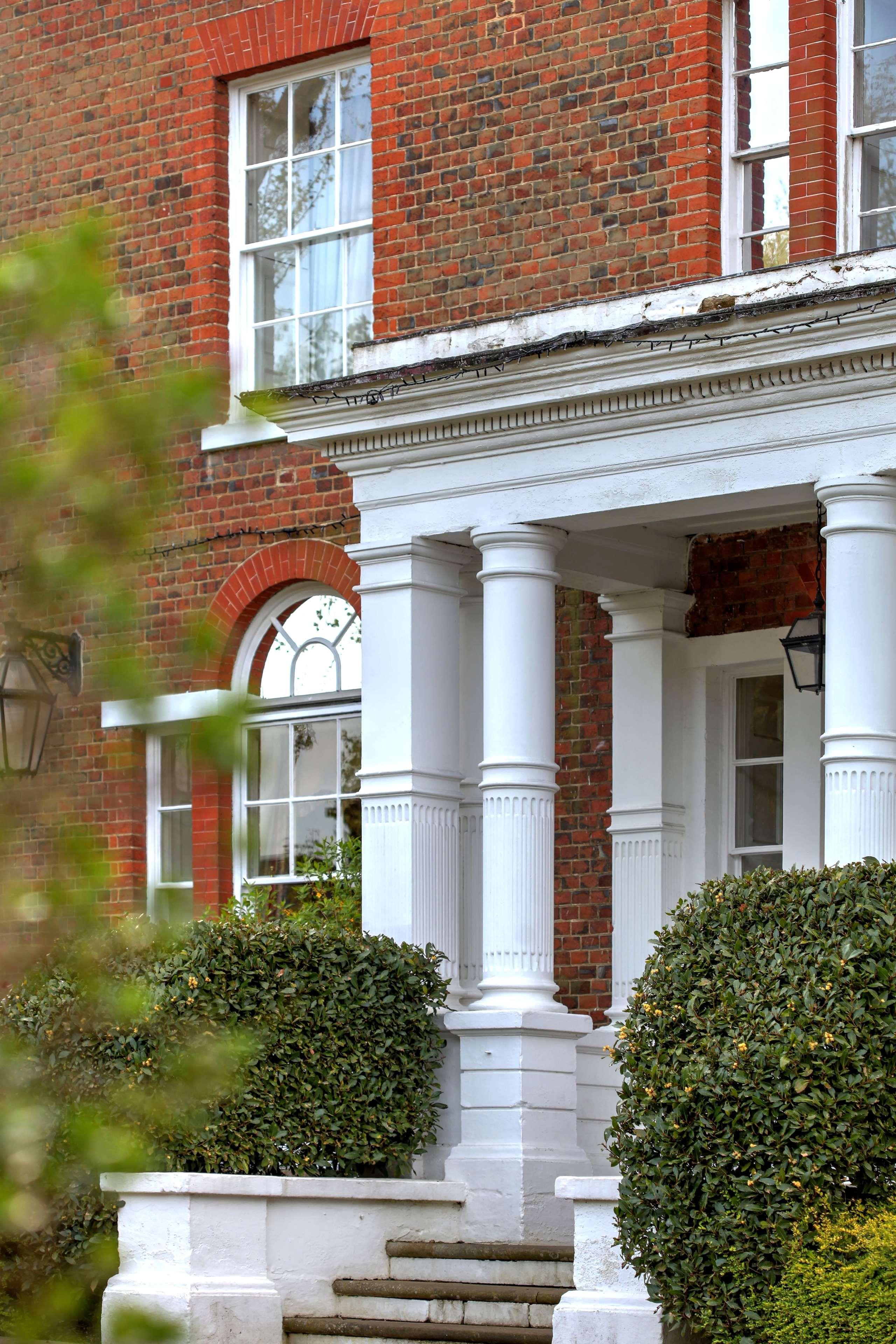 Western Moore Place 3* Milton Keynes