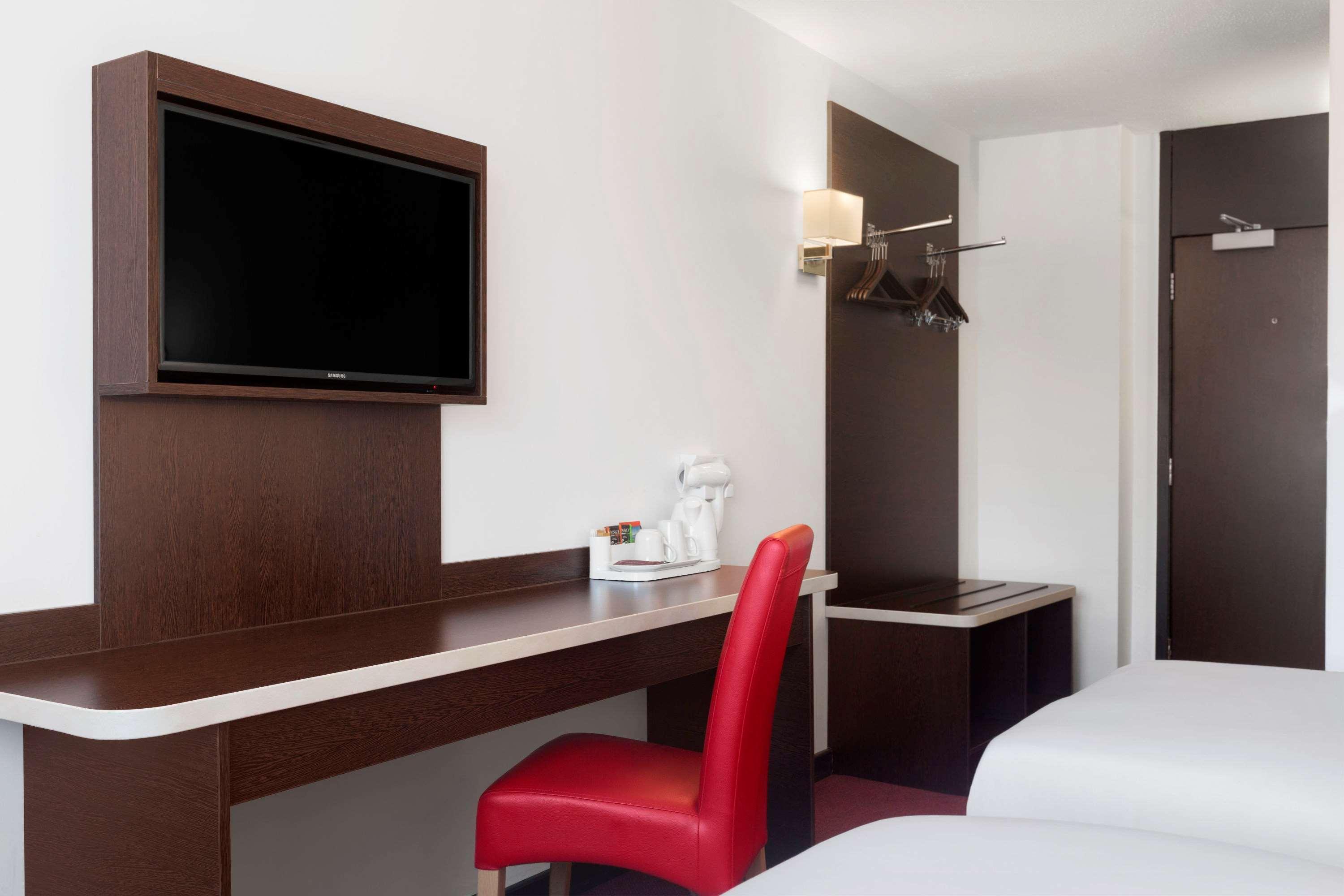 Ramada Hotel 4*