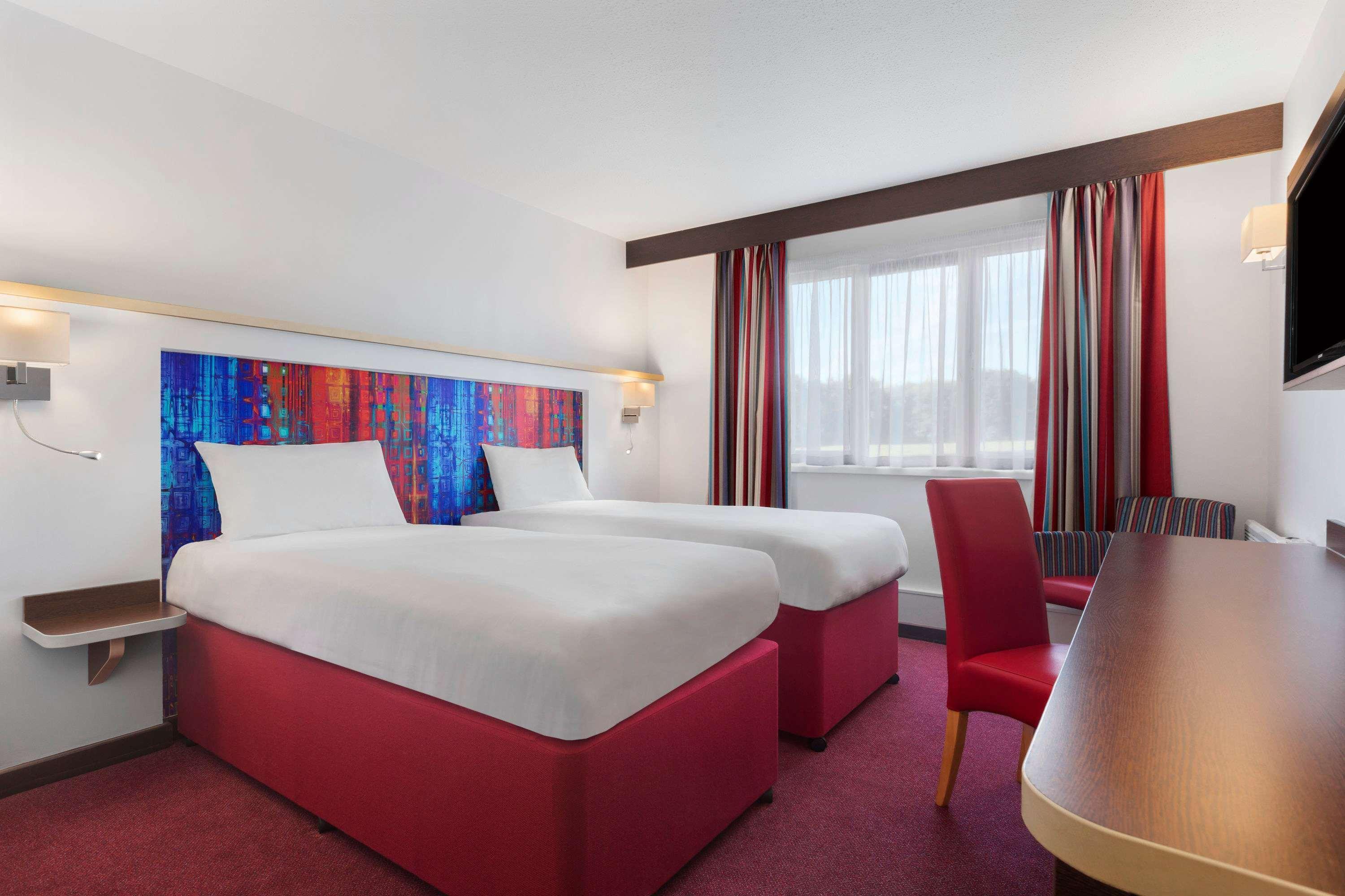 Ramada Hotel 4*