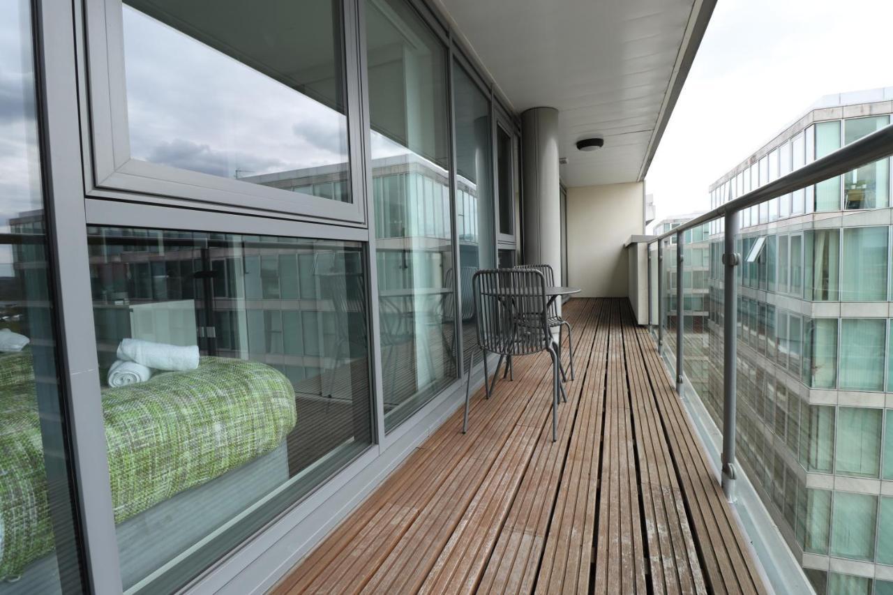 2 Bed In Hub By Platinum Key Properties * Milton Keynes