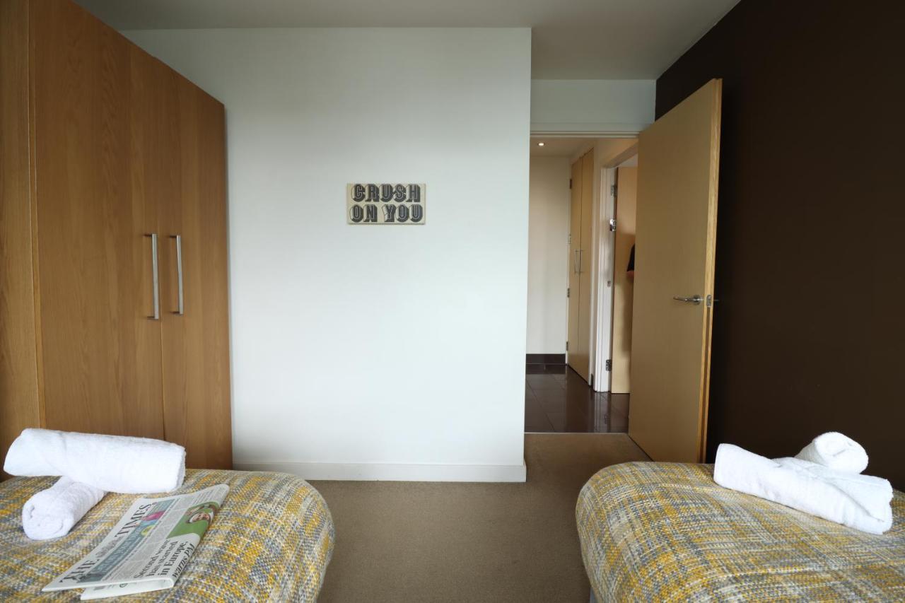 2 Bed In Hub By Platinum Key Properties *