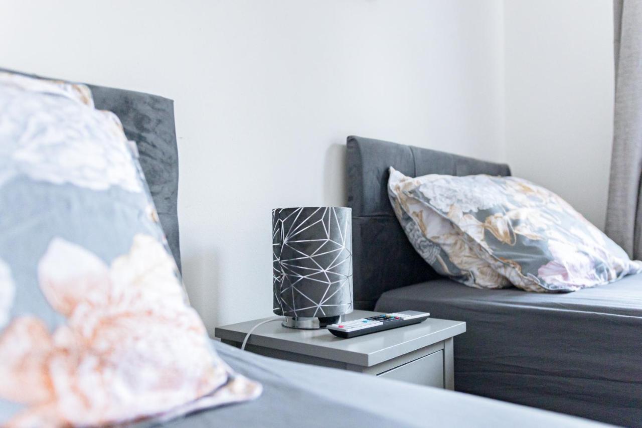 Apartment Bright, Fresh, Spacious And Modern - Free Parking Milton Keynes