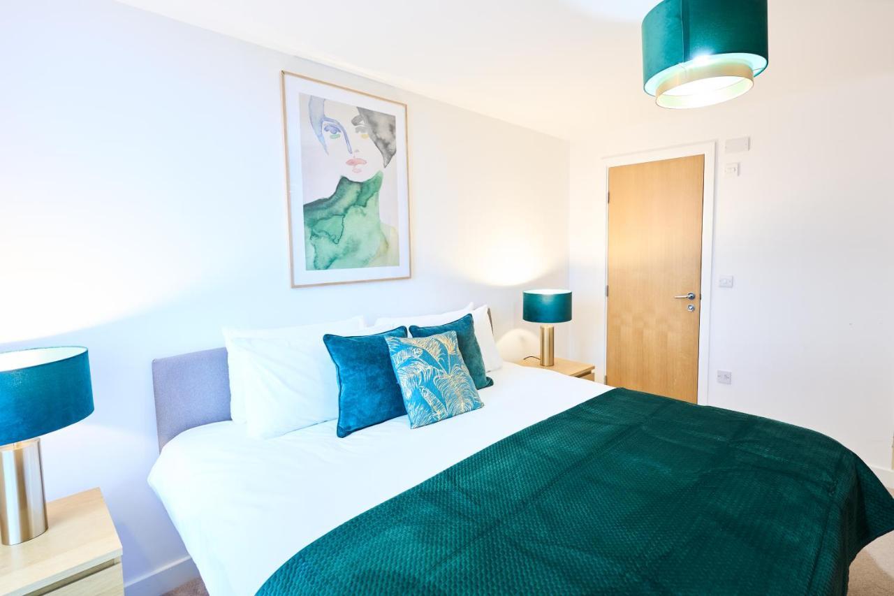 Apartment Shortstaymk Vizion Apartments, With Free Superfast Wi-Fi, Parking, Sky Sports And Movies Milton Keynes