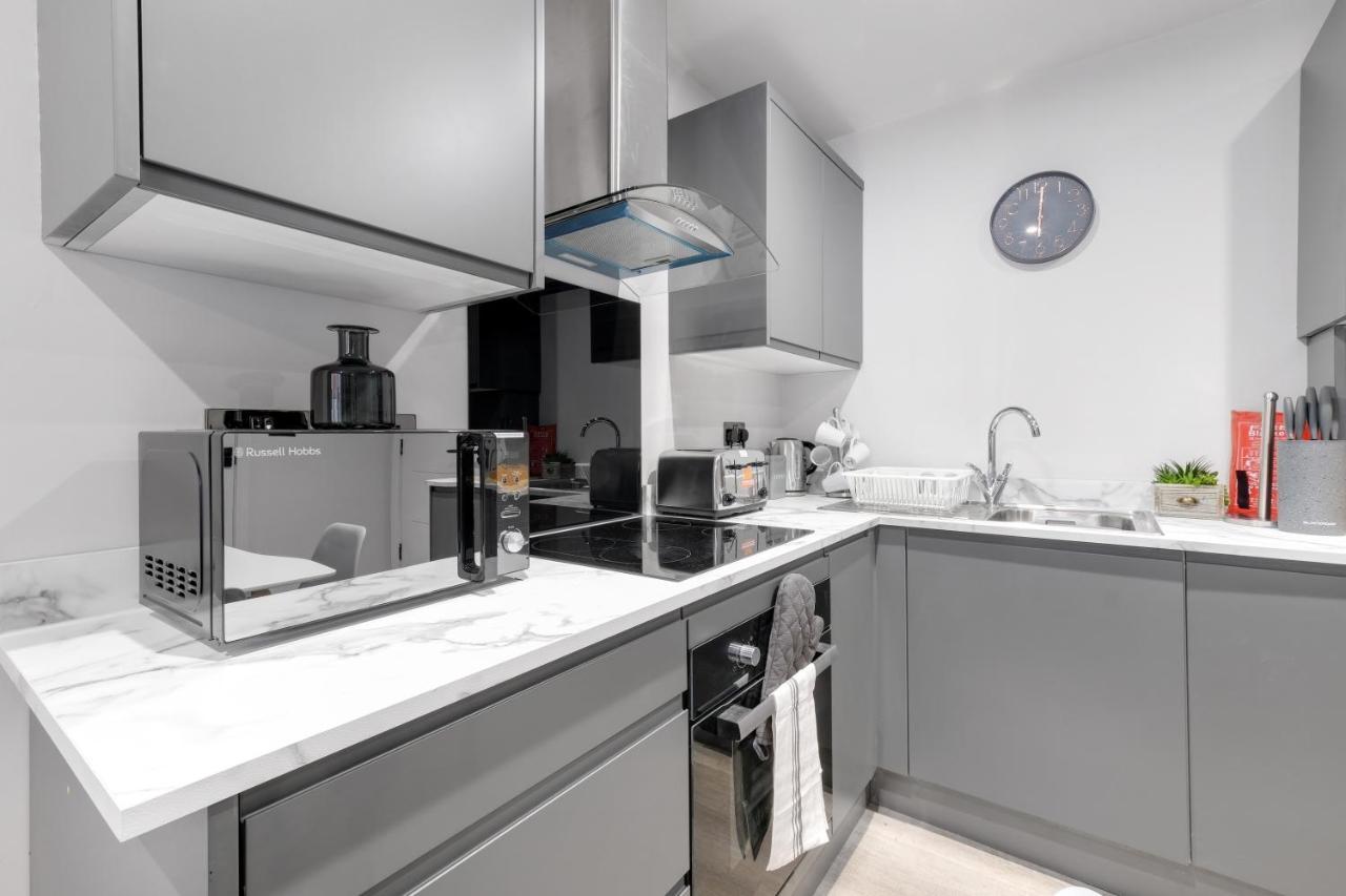 Infra Mews: Versatile For Extended *