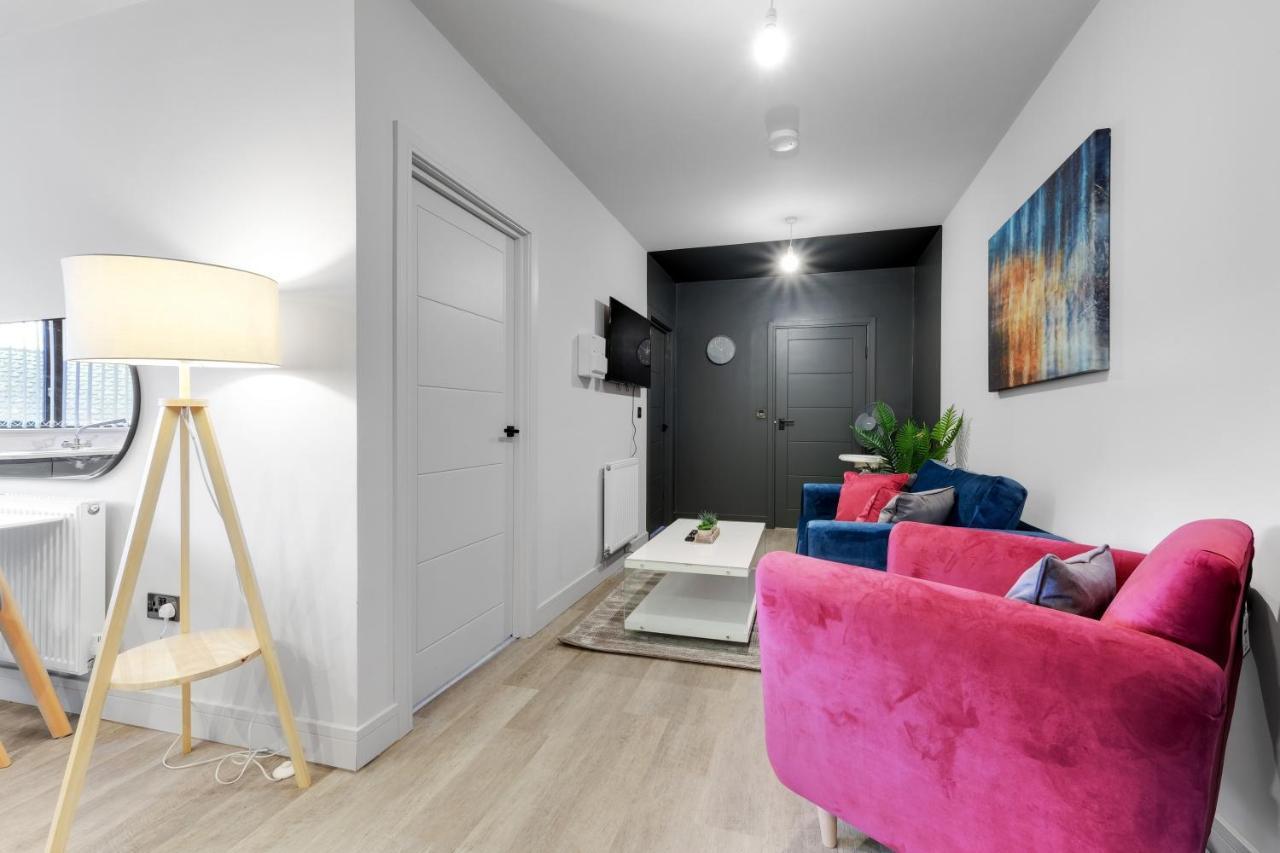 Infra Mews: Versatile For Extended Apartment