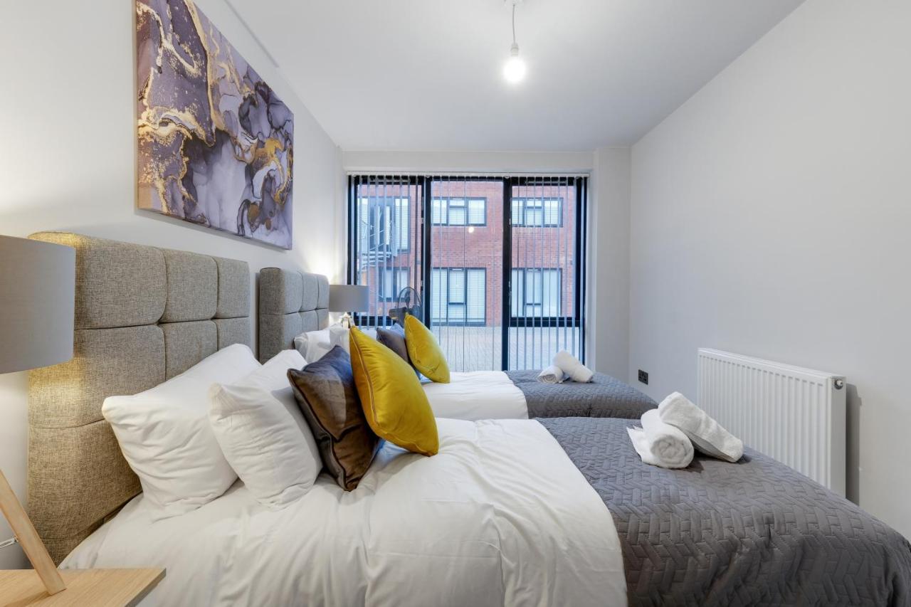 Infra Mews: Versatile For Extended * Milton Keynes