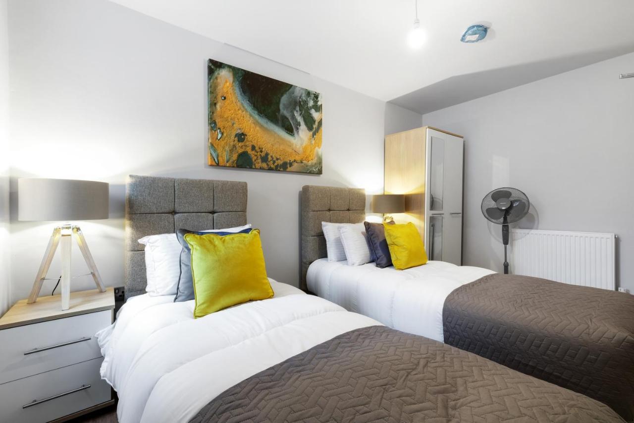 Infra Mews: Versatile For Extended * Milton Keynes