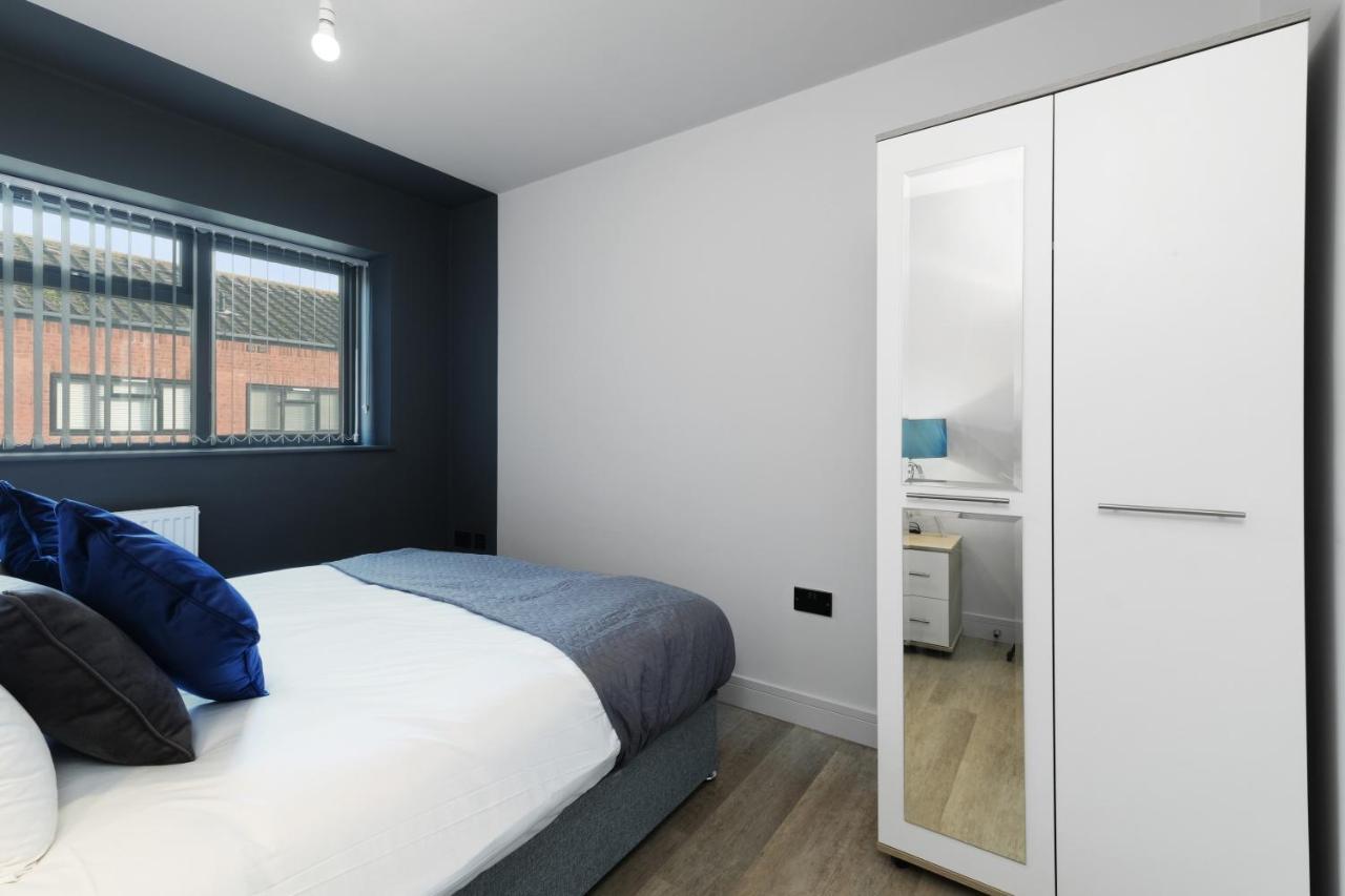 Apartment Infra Mews: Versatile For Extended