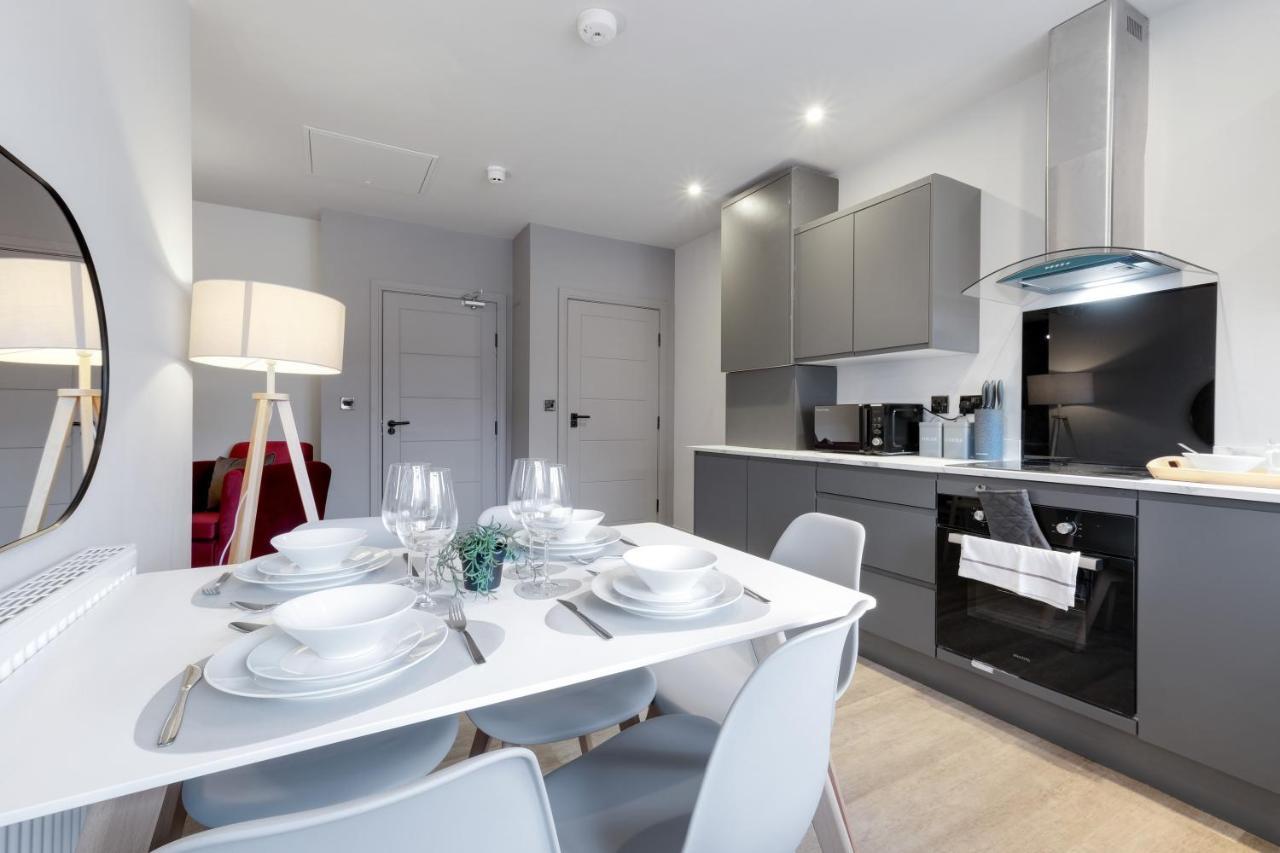 Infra Mews: Versatile For Extended *