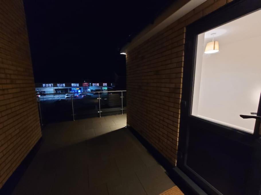 New Build With Wi-fi, Smart Tv, Dedicated Office Floor, Large Terrace And Free Parking Holiday home