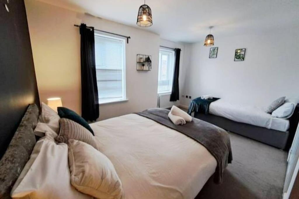 4br Contractor Town House 2.5bathrooms, 2 Free Parking Spaces Managed By Chique