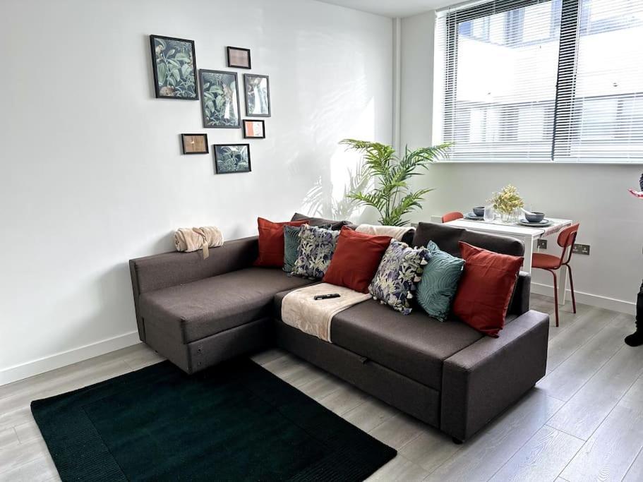Apartment Studio In Milton Keynes