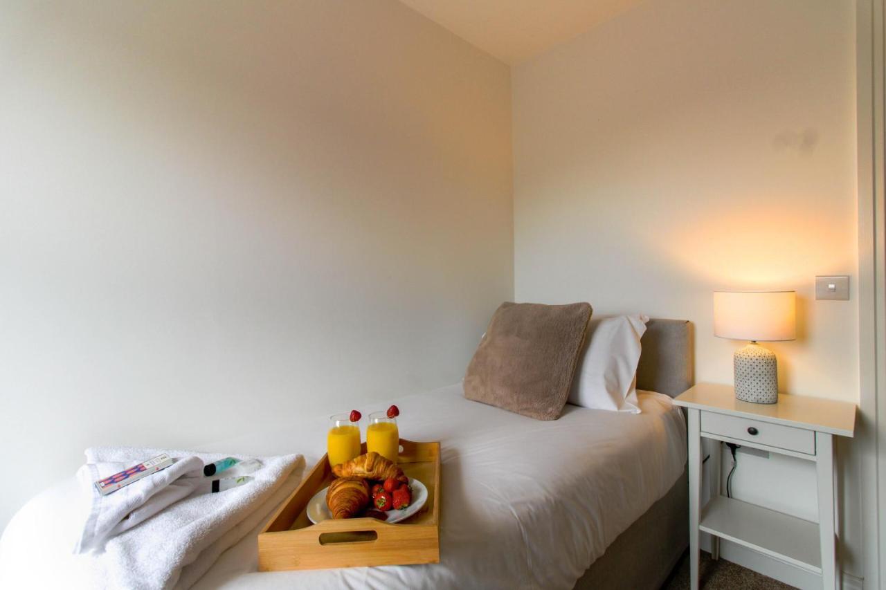 Apartment Walton By Pay As U *