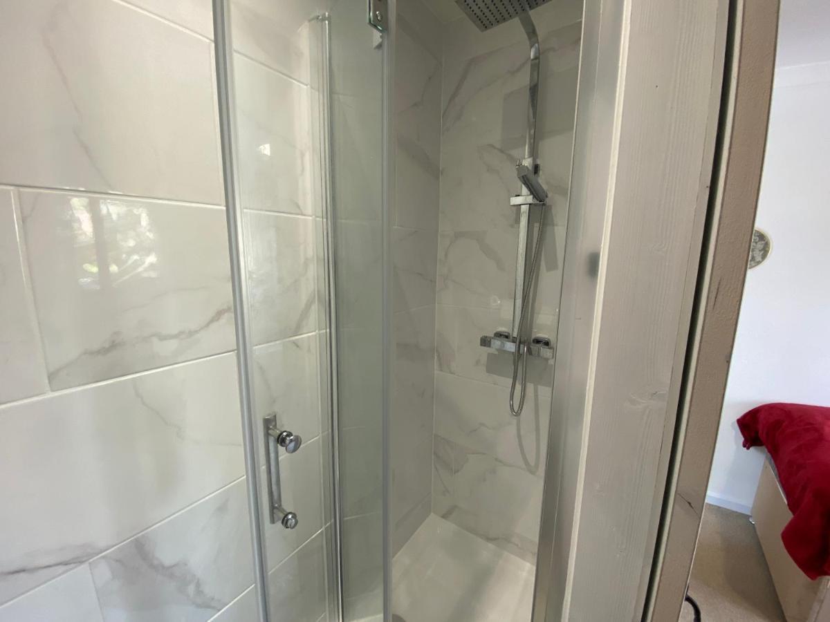 Apartment Host & - Cotman Close *