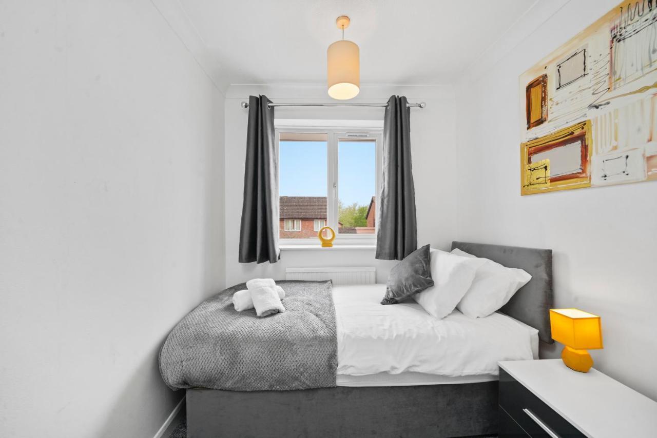 Host & - Stockenchurch Apartment Milton Keynes