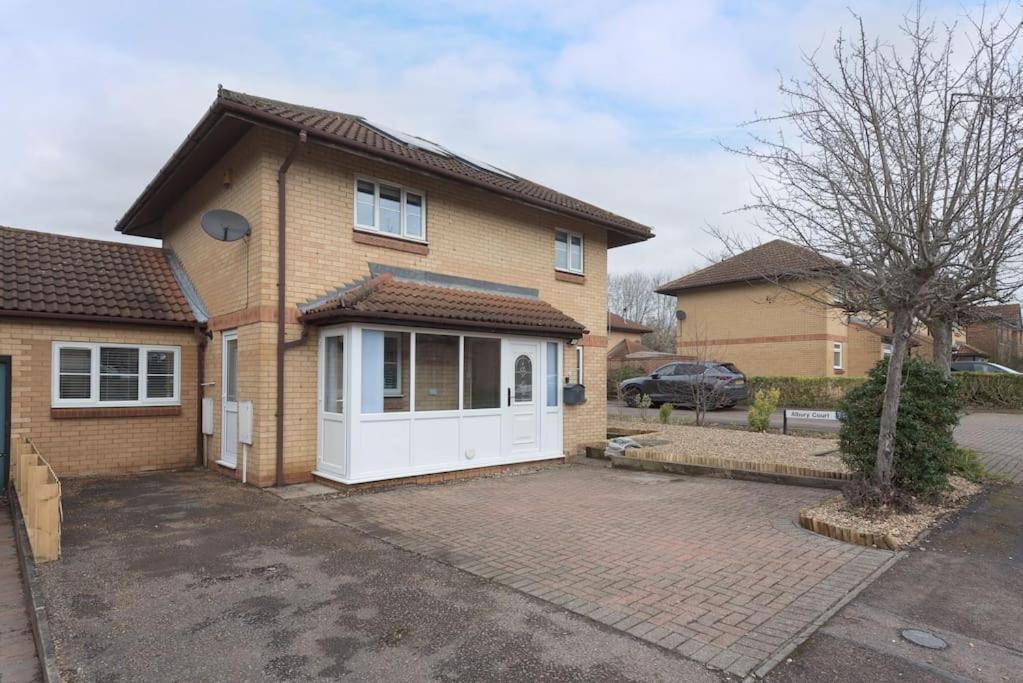 Holiday home Yoko's View Cottage: Detached With Parking & Entertainment *