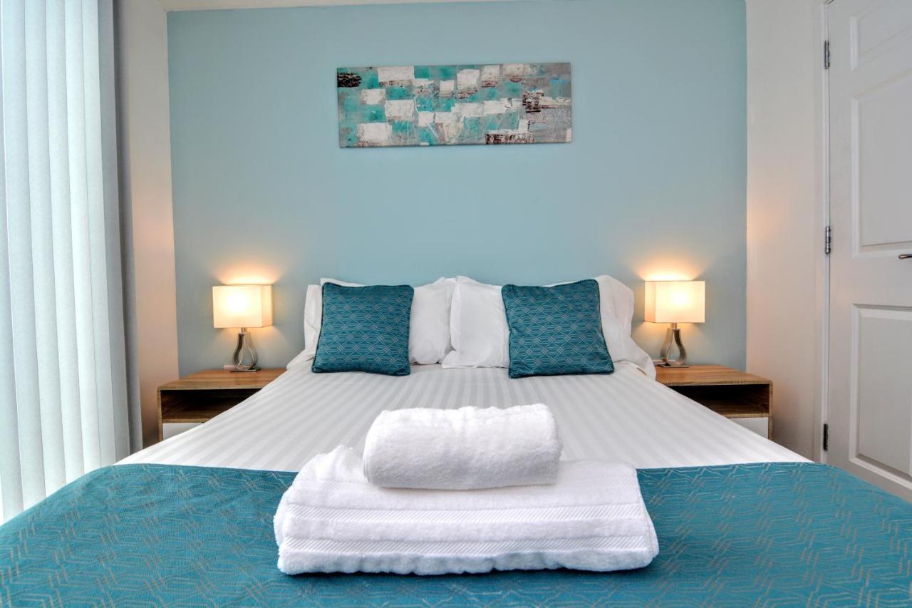 Brightleap Centre: Stylish Home-away With Smart Amenities Apartment *