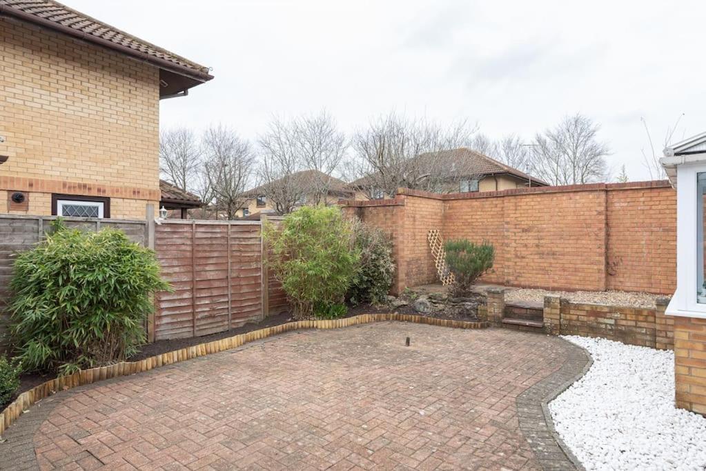 Holiday home Yoko's View Cottage: Detached With Parking & Entertainment *