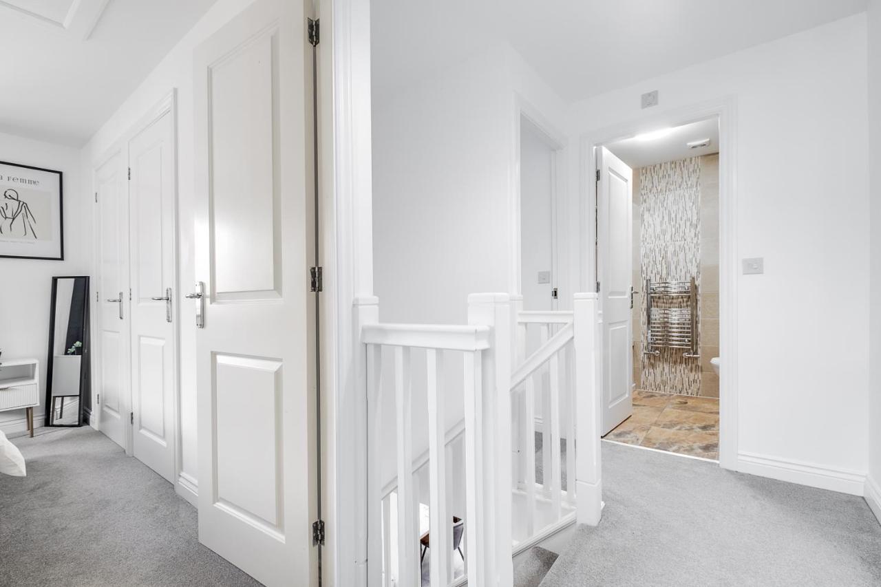 Holiday home Contractors Retreat 3 Bed House, Sleeps Up To 7, Free Parking