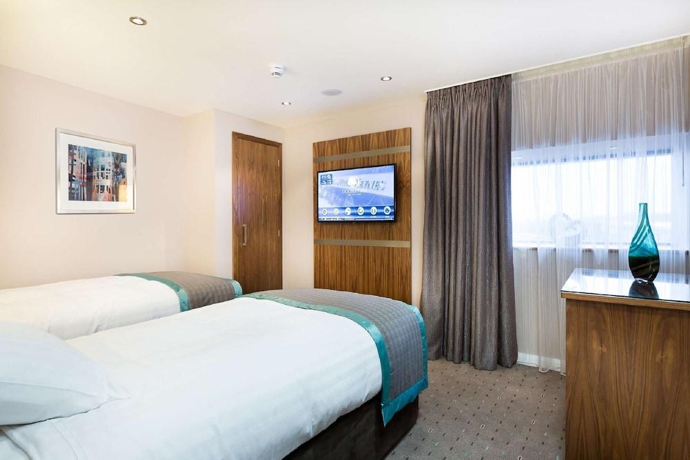 Doubletree By Hilton Milton Keynes