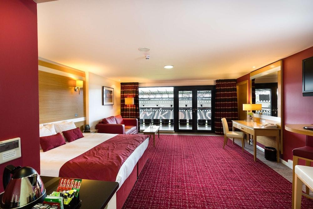 Doubletree By Hilton 4*