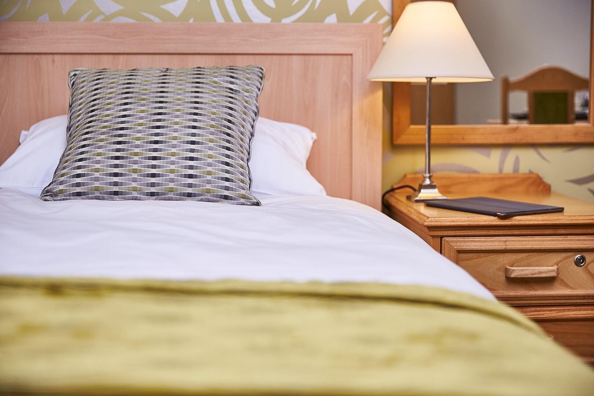 Kents Hill Park Training & Conference Centre Hotel 3*