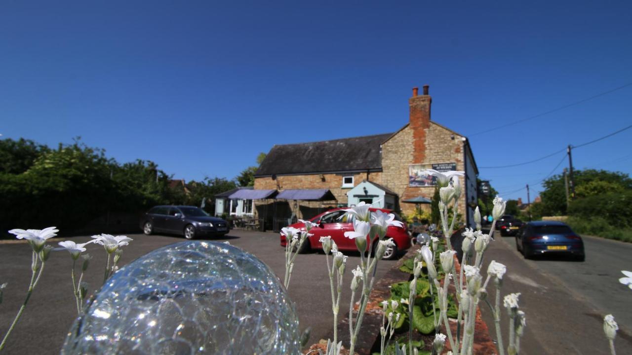 The White Lion At Wicken