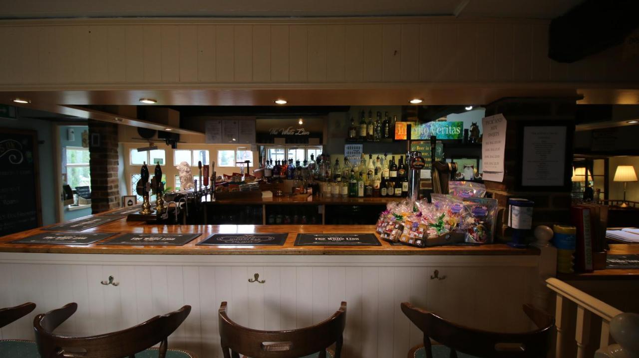 Bed & Breakfast The White Lion At Wicken Milton Keynes