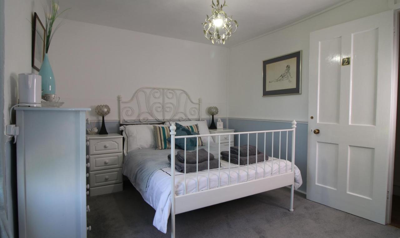 The White Lion At Wicken Bed & Breakfast *