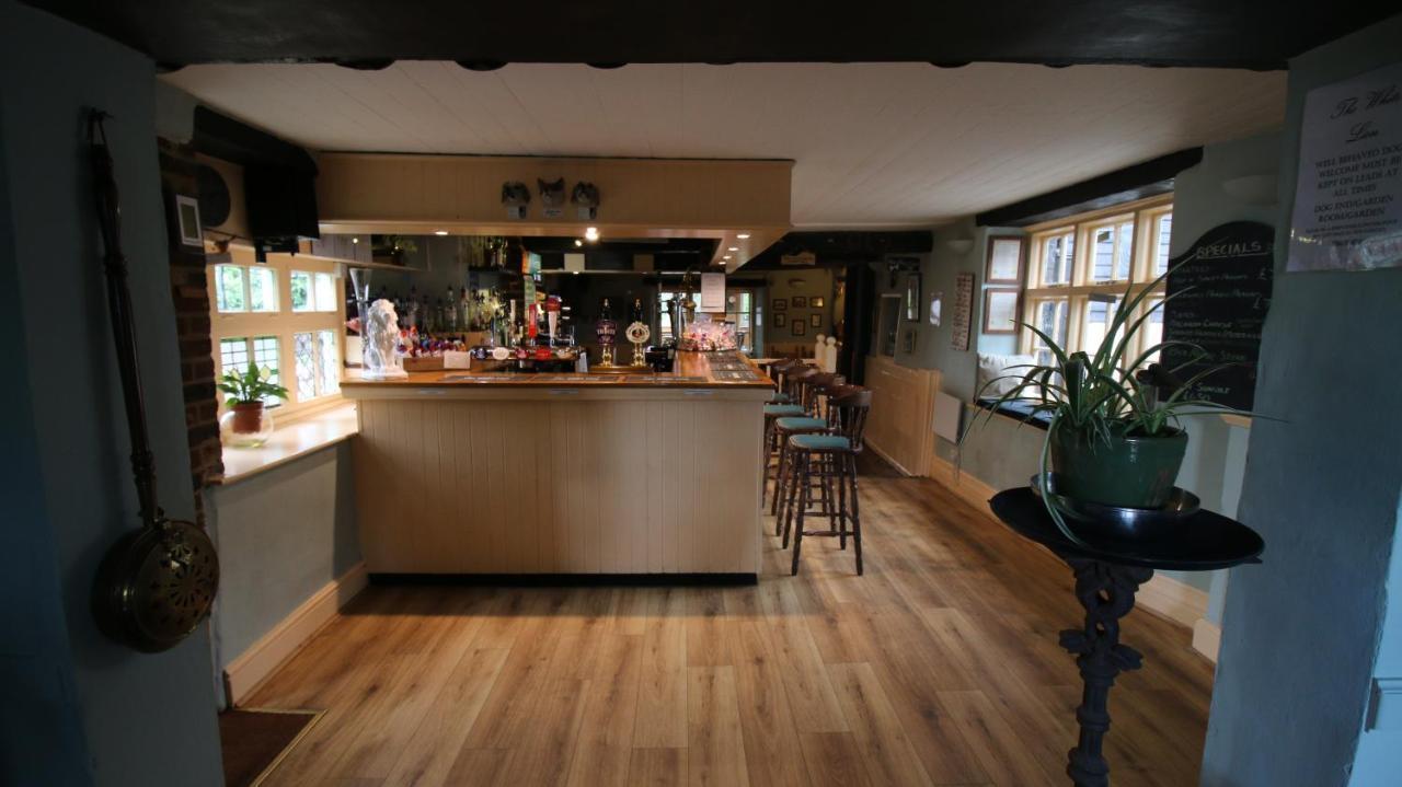 Bed & Breakfast The White Lion At Wicken