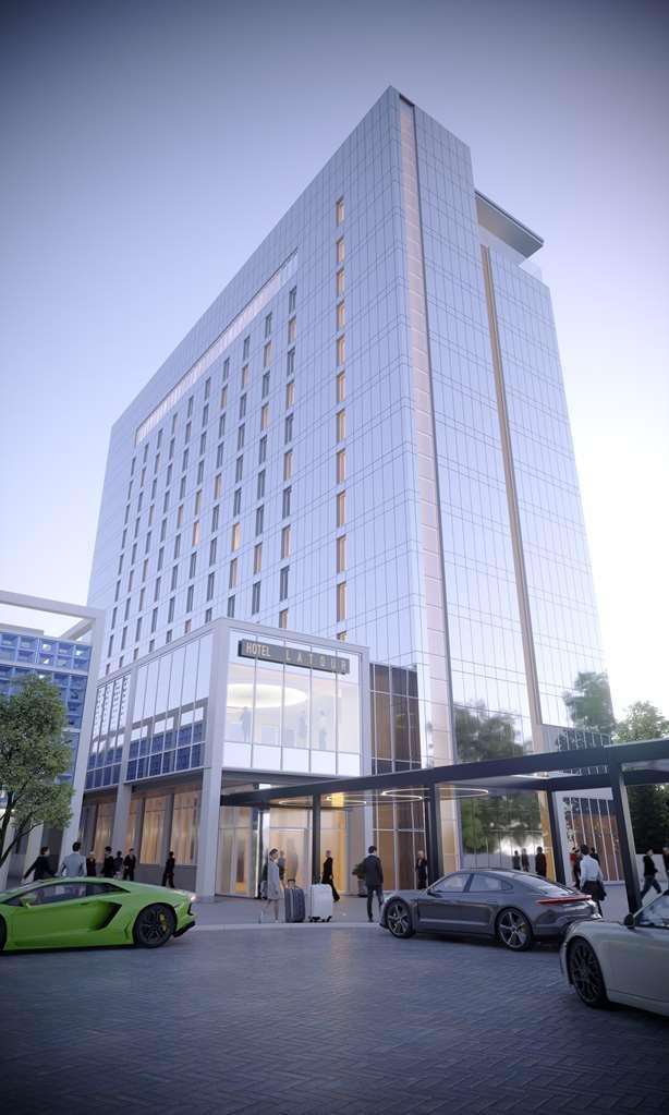 Hotel La Tour 4*