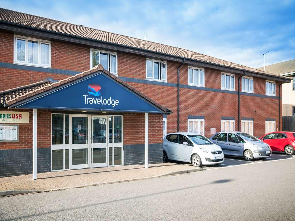 Hotel Travelodge Old Stratford 3*