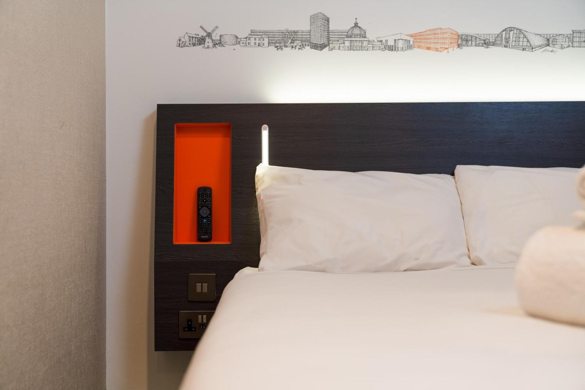 Easyhotel Milton Keynes