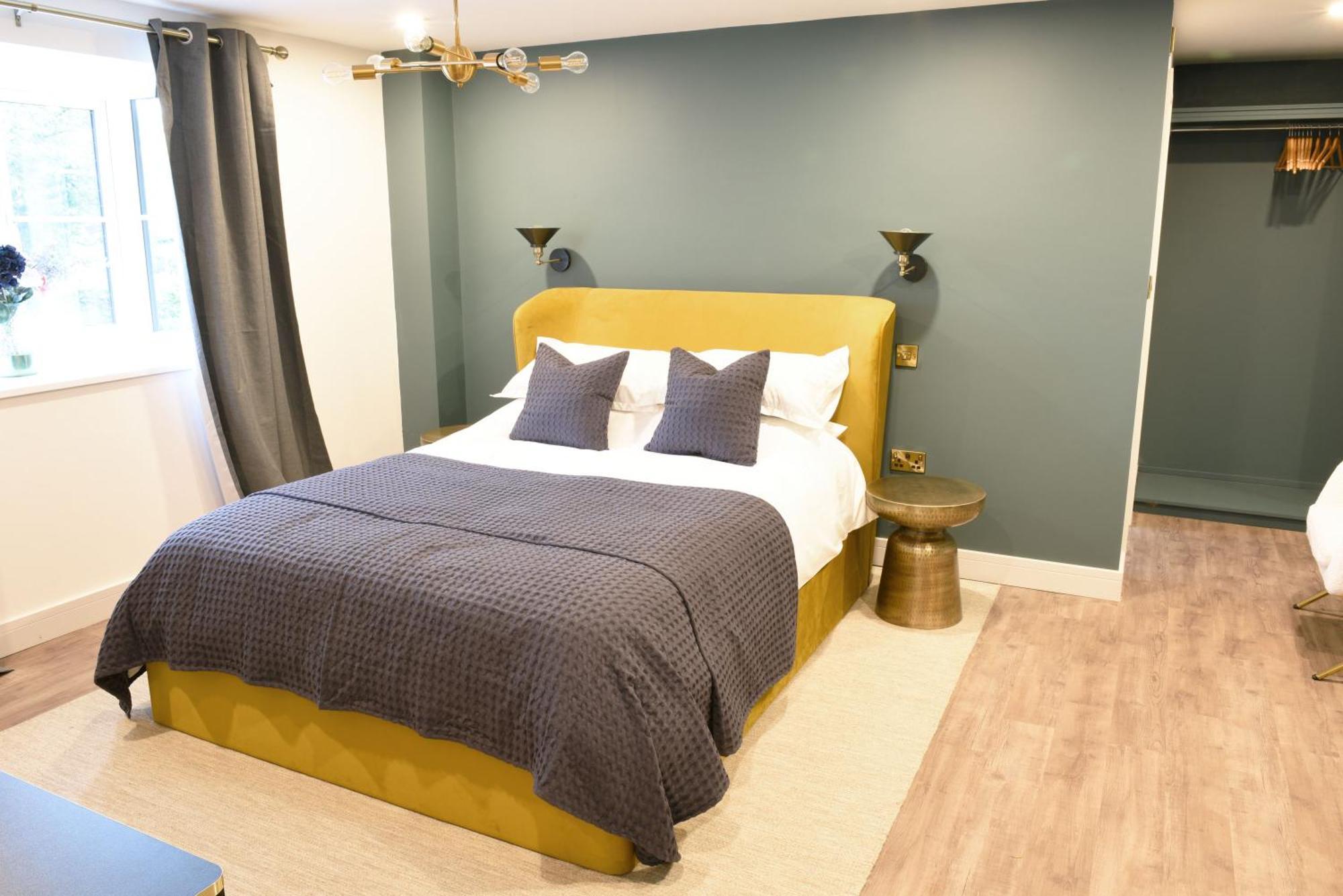 Newly Refurbished Luxury Style