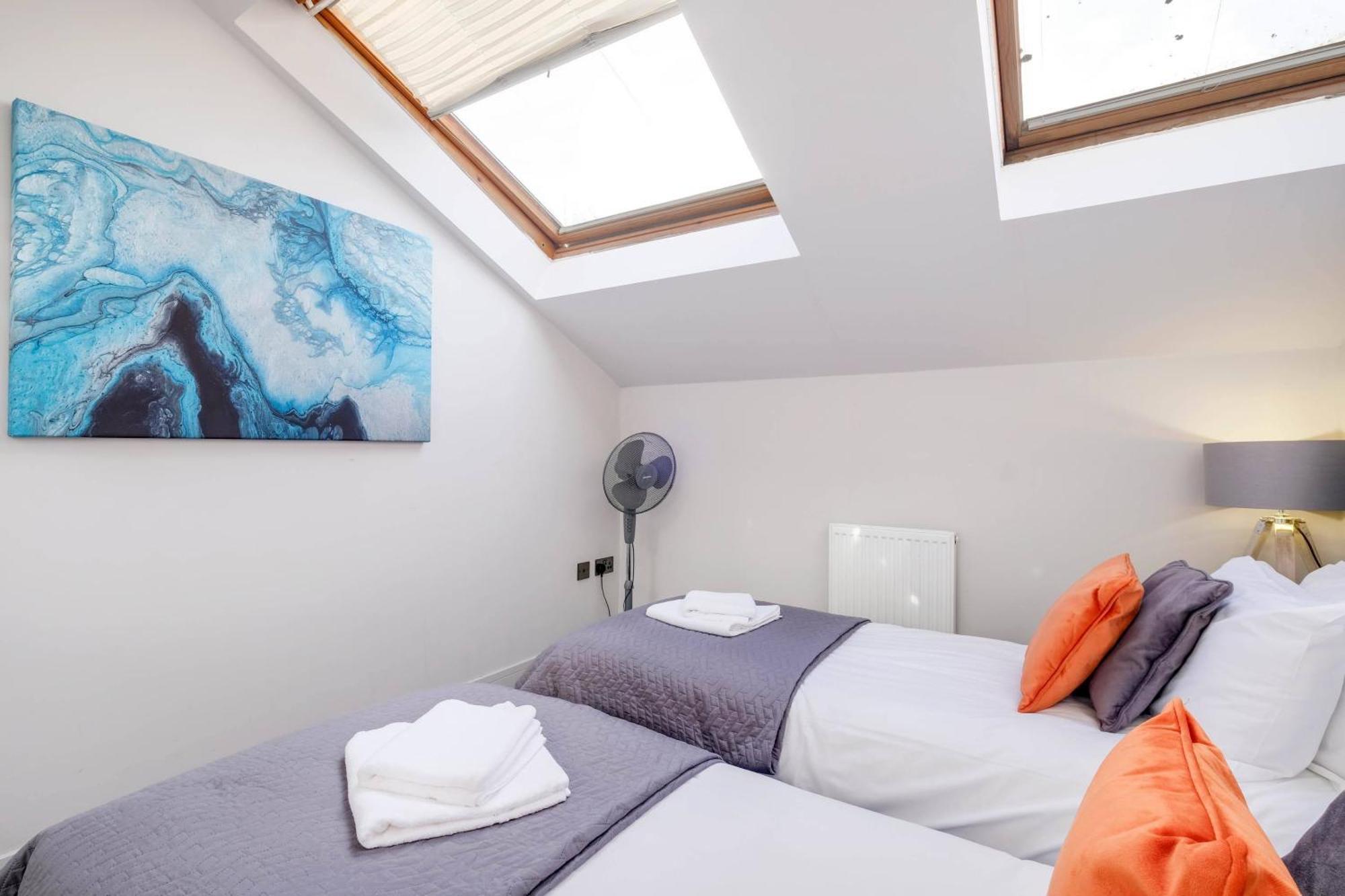 Infra Mews: Versatile For Extended Apartment *