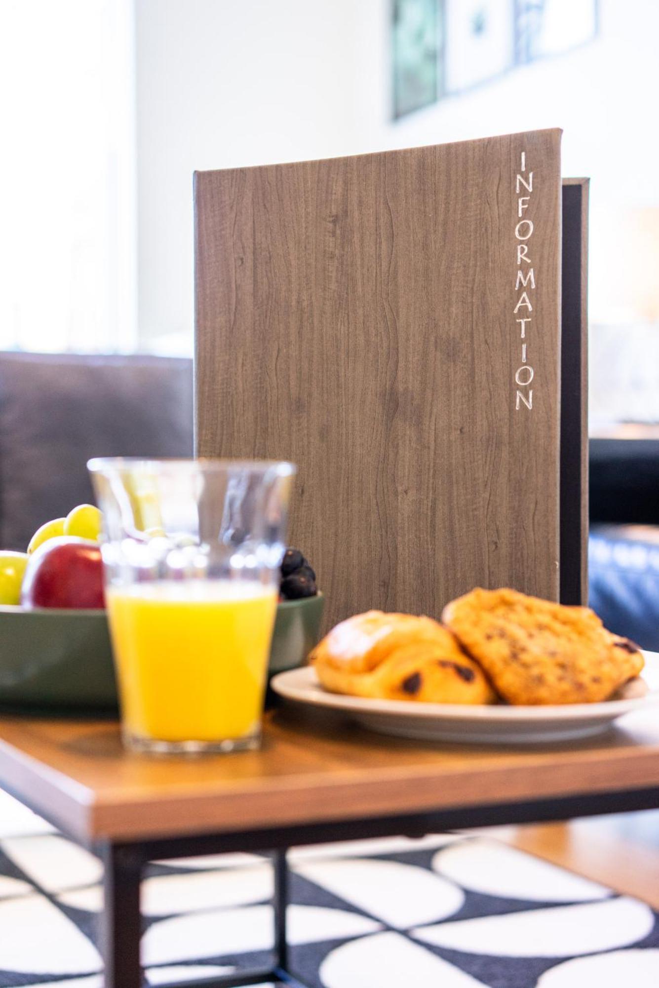 Apartment Brightleap Centre: Stylish Home-away With Smart Amenities