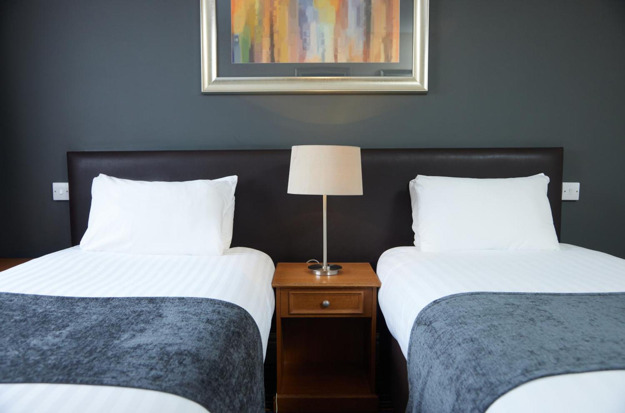 The Broughton By Greene King 3* Milton Keynes