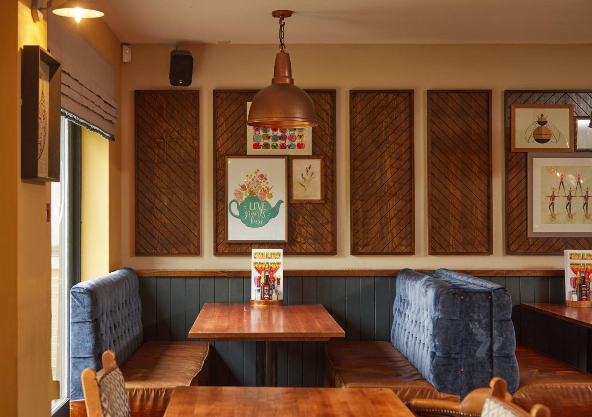 The Broughton By Greene King Hotel 3*