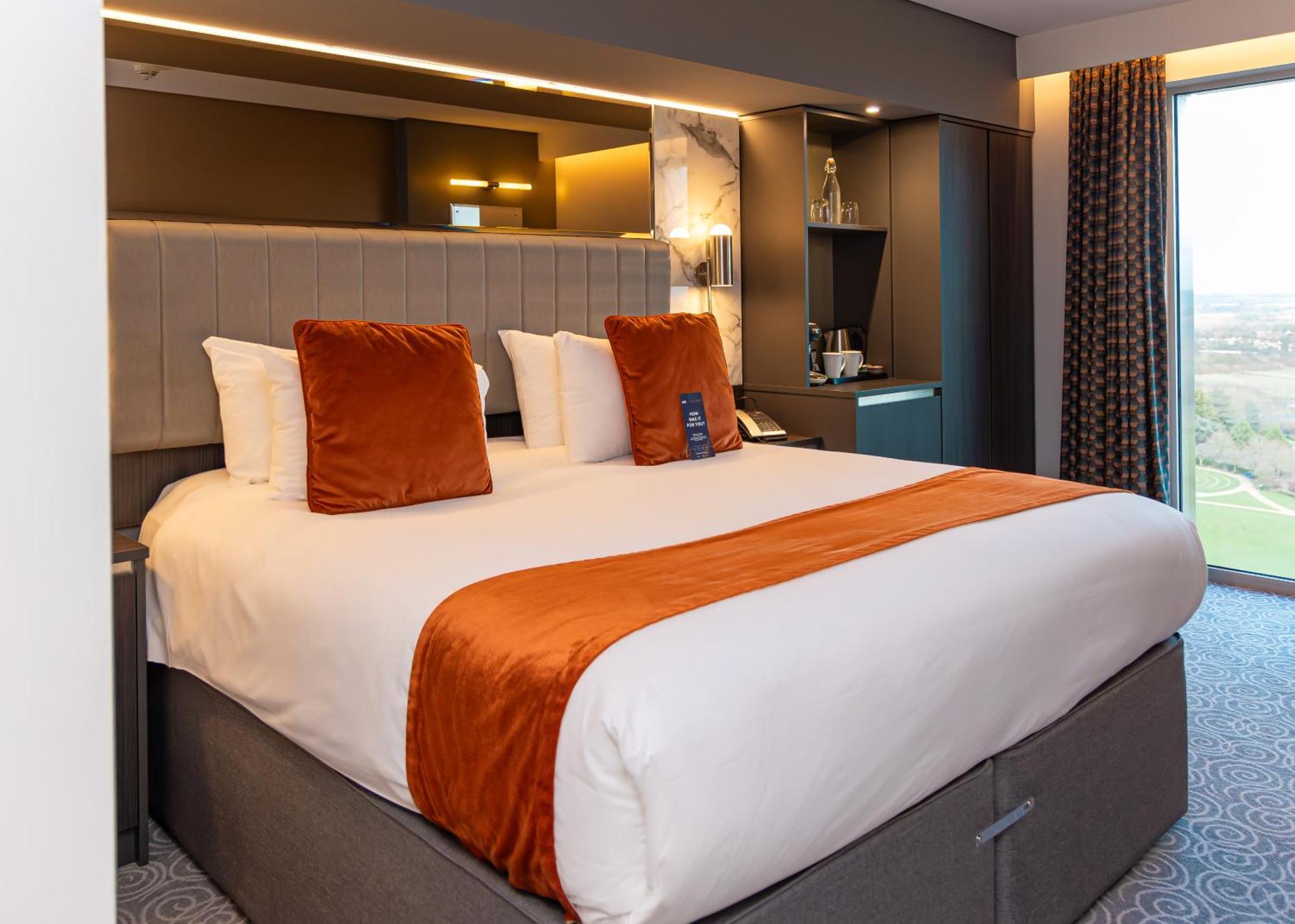 La Tour 4* Milton Keynes