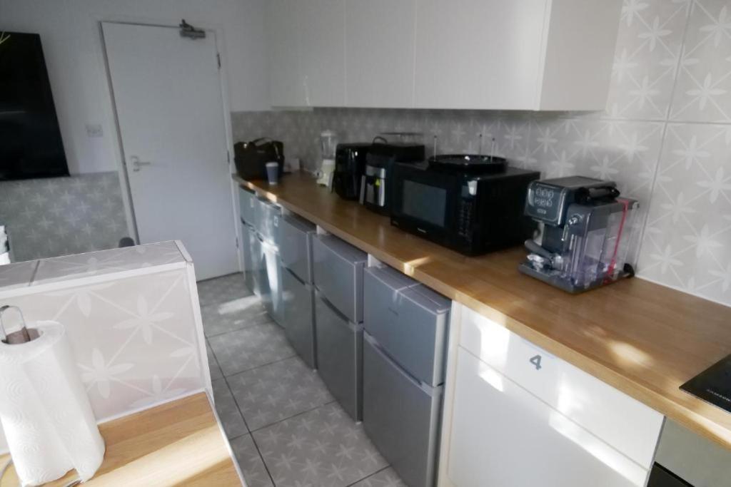 Giomakay Luxury Guest house Milton Keynes