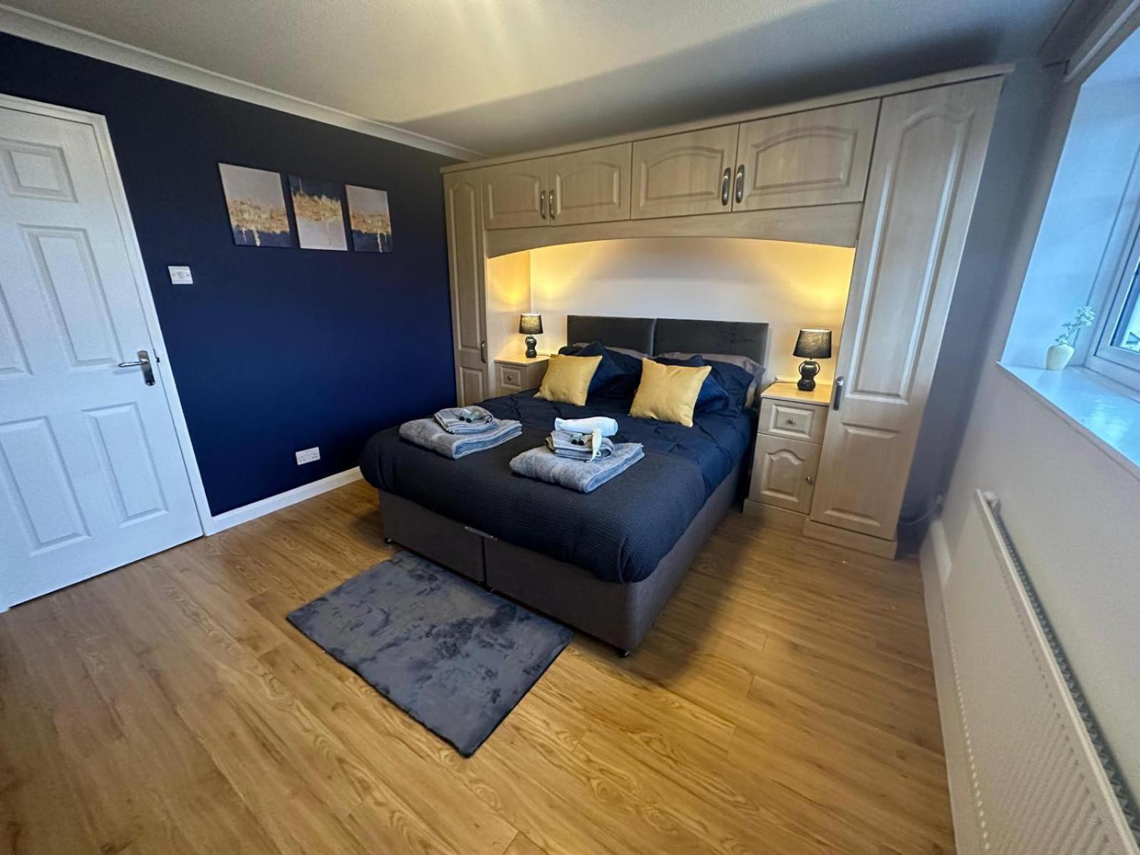 Homestay Stylish Townhouse-central Location-great Discoun S