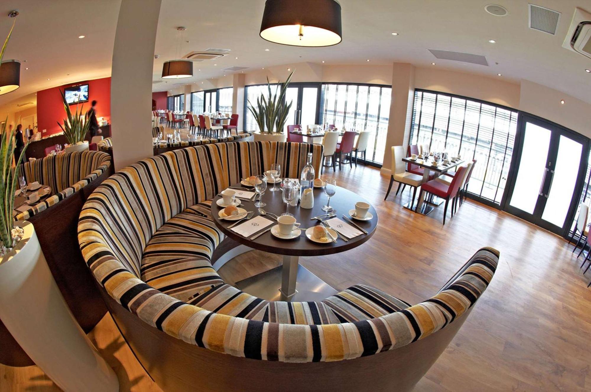 Hotel Doubletree By Hilton Milton Keynes