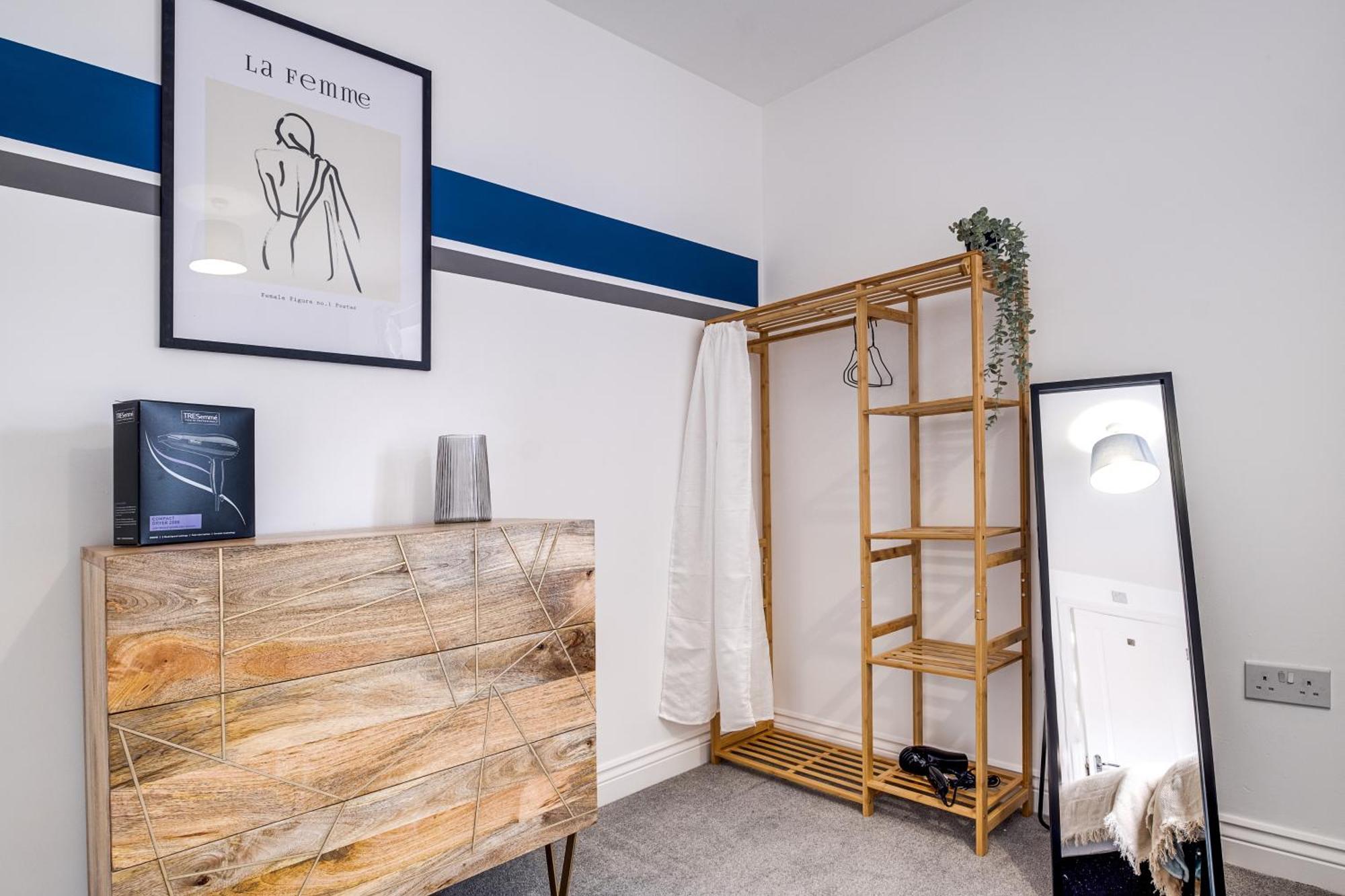 Holiday home Contractors Retreat 3 Bed House, Sleeps Up To 7, Free Parking