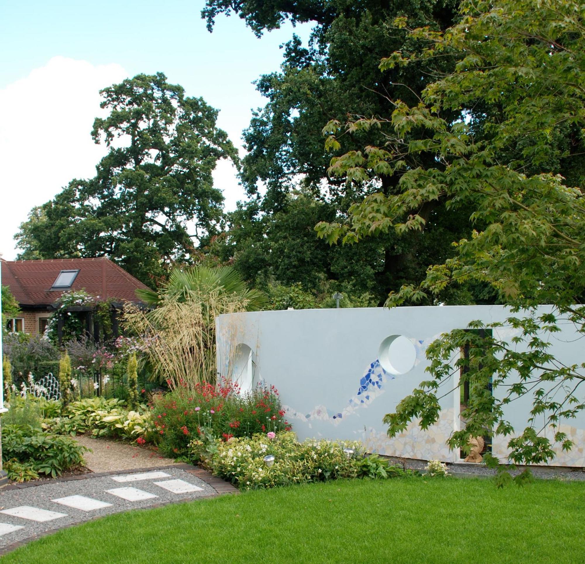 South Milton Keynes