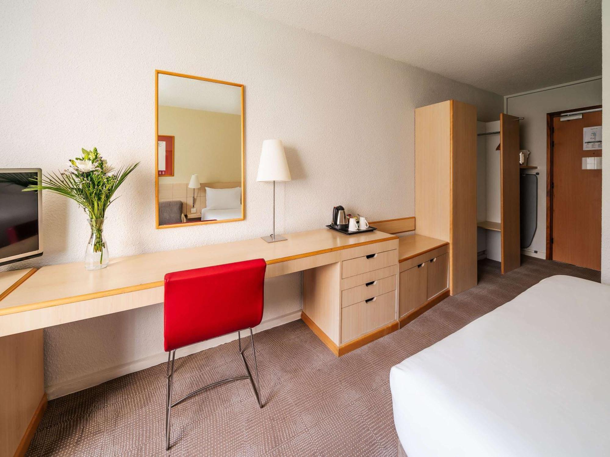Novotel 3* Milton Keynes