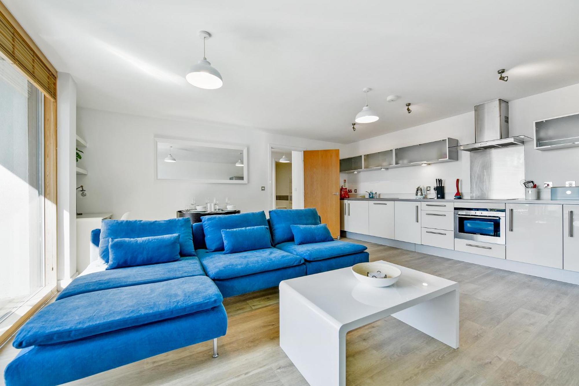 The Vizion Serviced From Pincott - Free Parking, Private Balcony, And Wifi Apartamento
