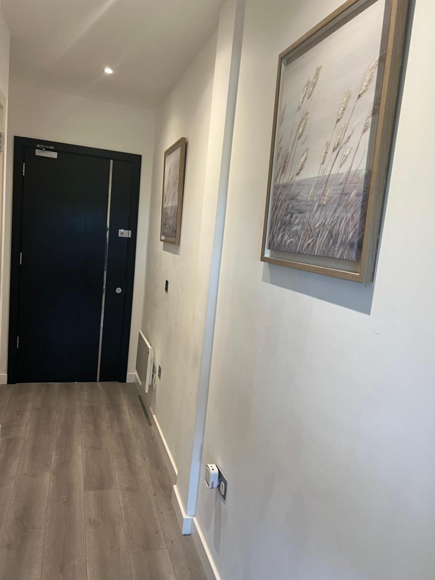 Luxurious Short Flat In Apartment