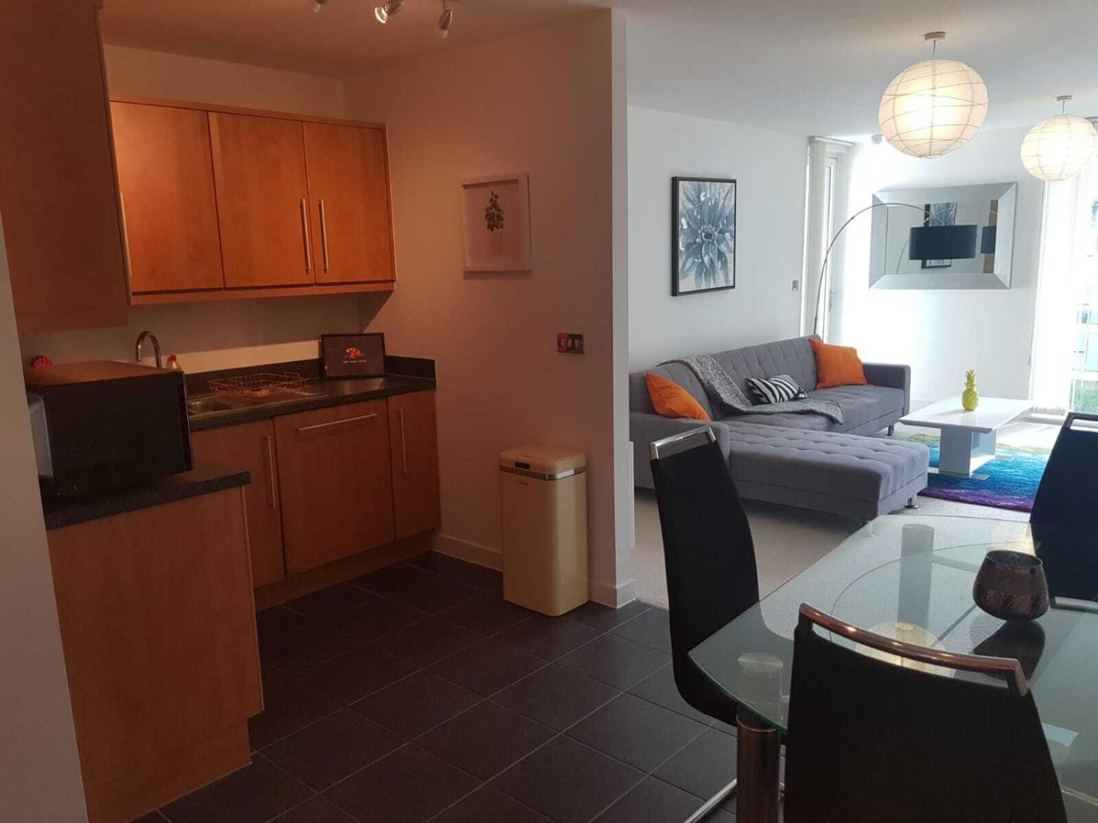 Dazzon - Hub - Central Mk Apartment Milton Keynes