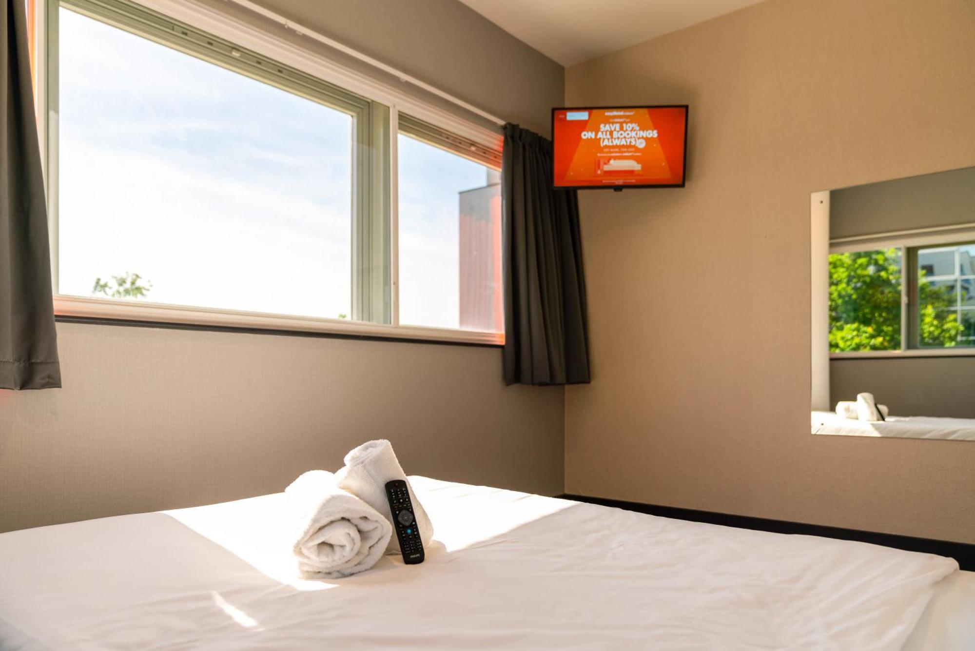Easyhotel Hotel